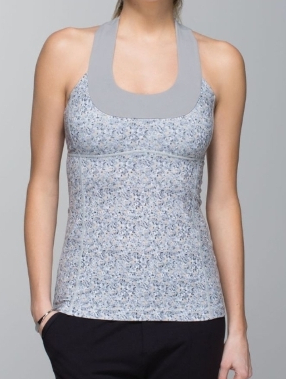 Lululemon Scoop Neck Tank *Luon EUC Size 6
